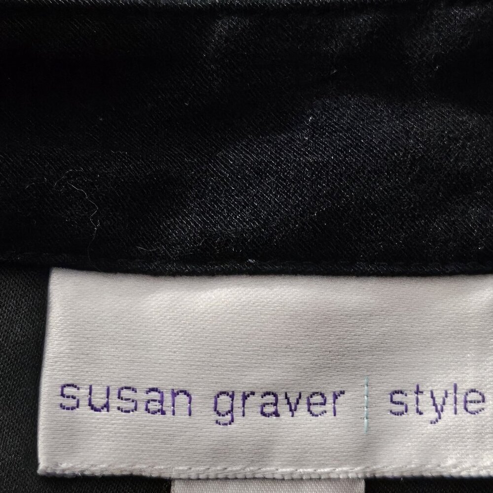 2/$50 Susan Graver Black Embroidered Floral Top 2X Padded Shoulders - Picture 4 of 6